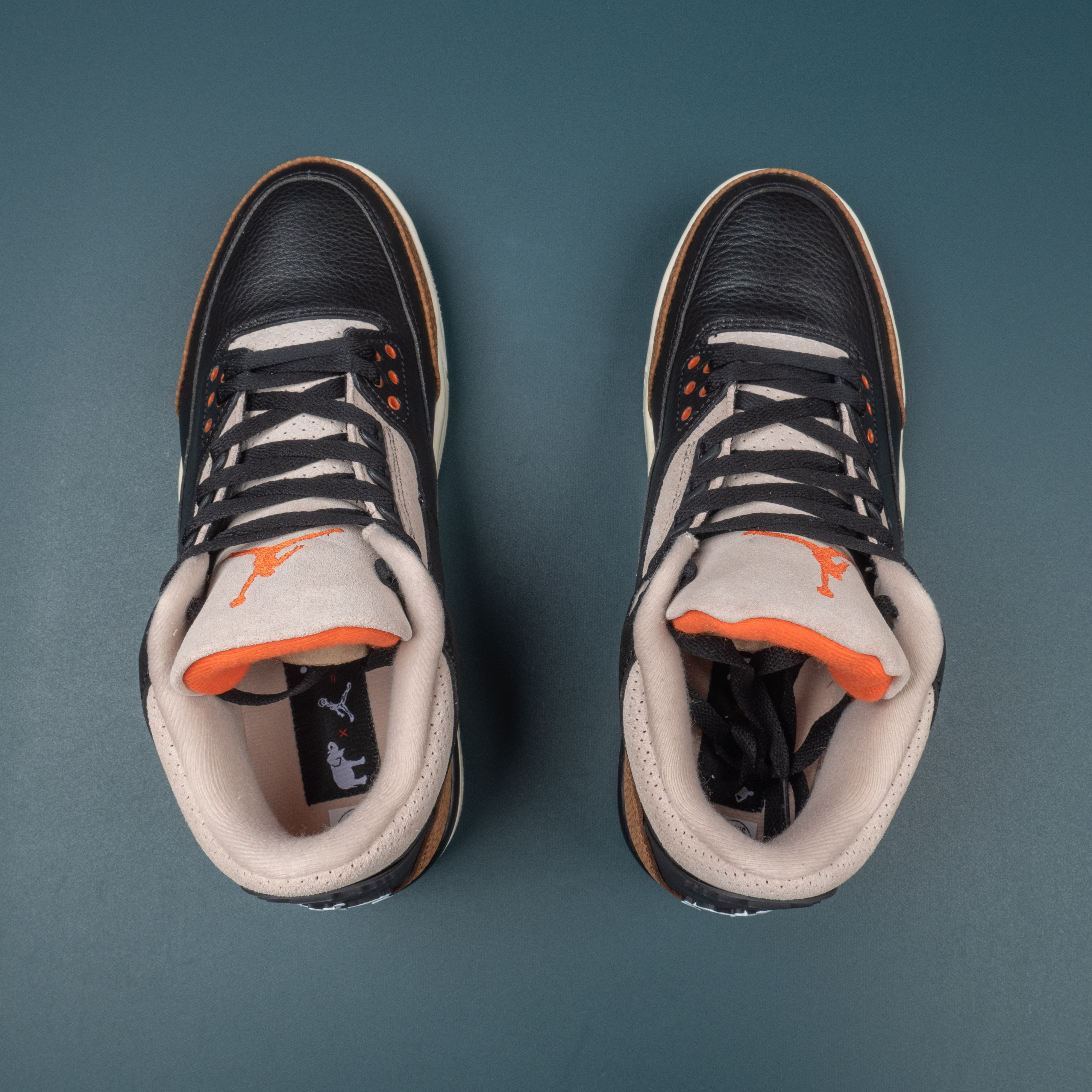 3s Retro Desert Elephant