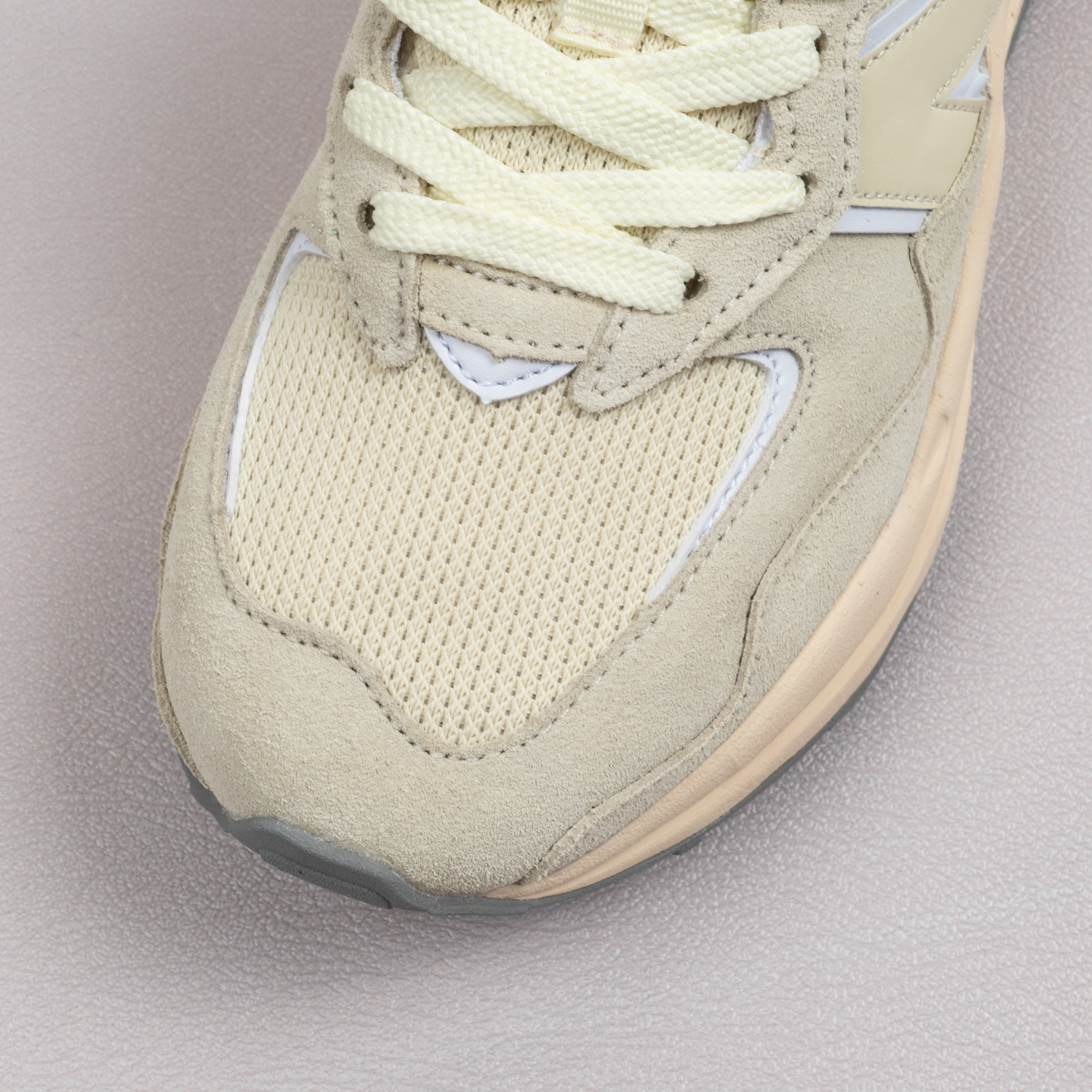 【Free Shipping】5740系列 复古休闲运动跑鞋 W5740CE