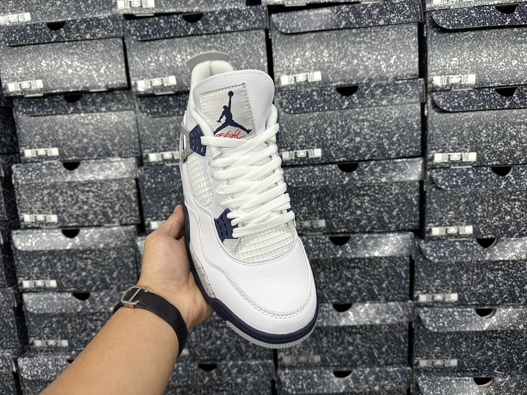 4 Retro White Midnight Navy