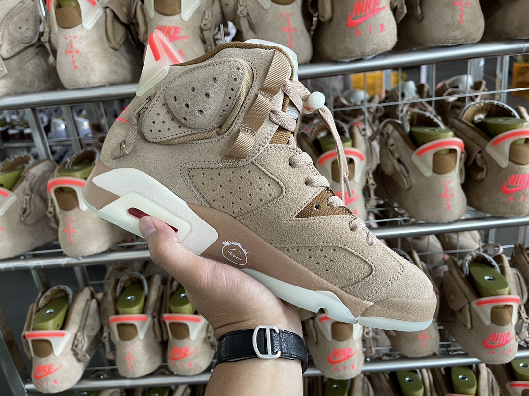 6's Retro TS British Khaki