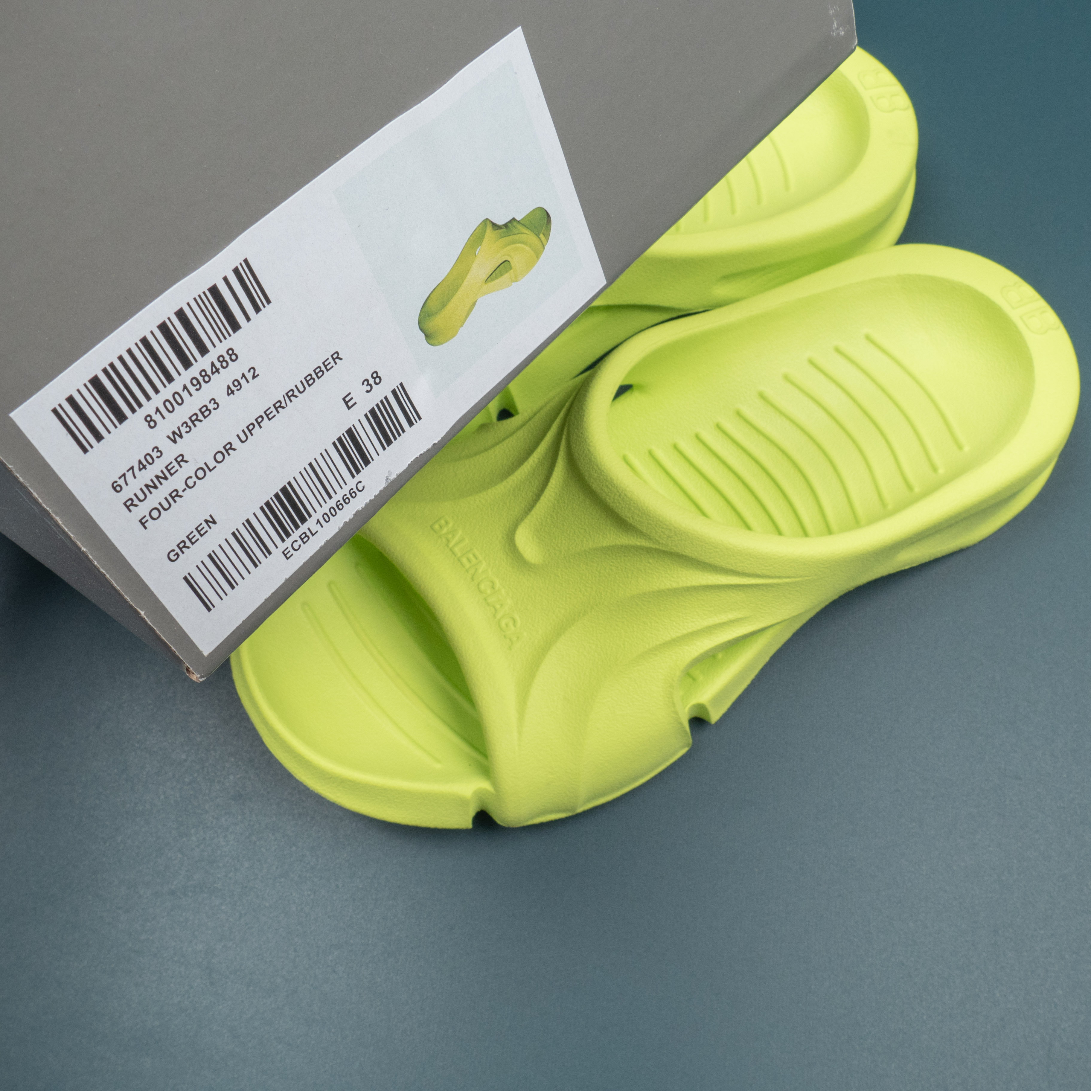 Mold Slide Sandal Glow Green