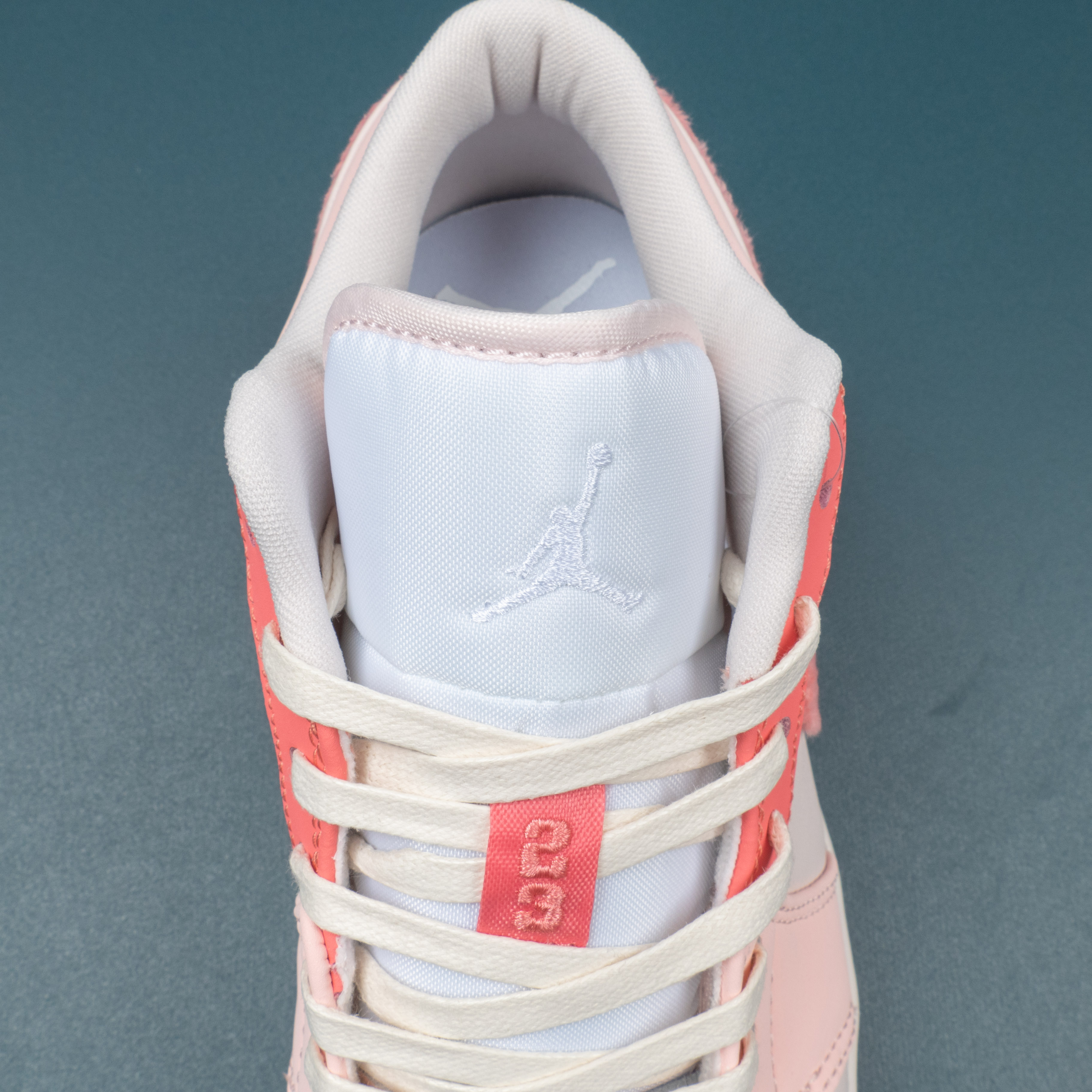 1s Low SE Mighty Swooshers Pink (W)