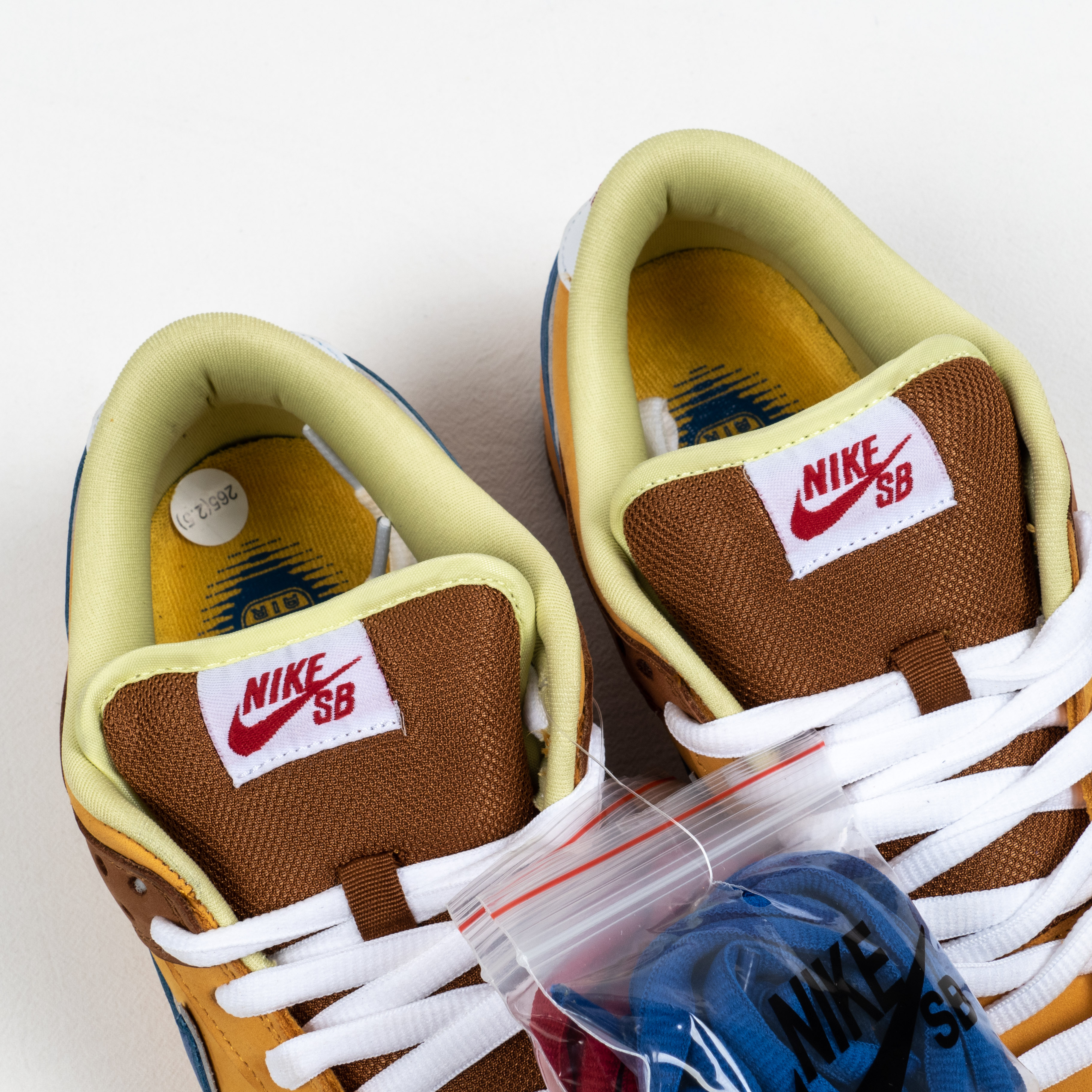 SB Dunk Low Newcastle Brown Ale