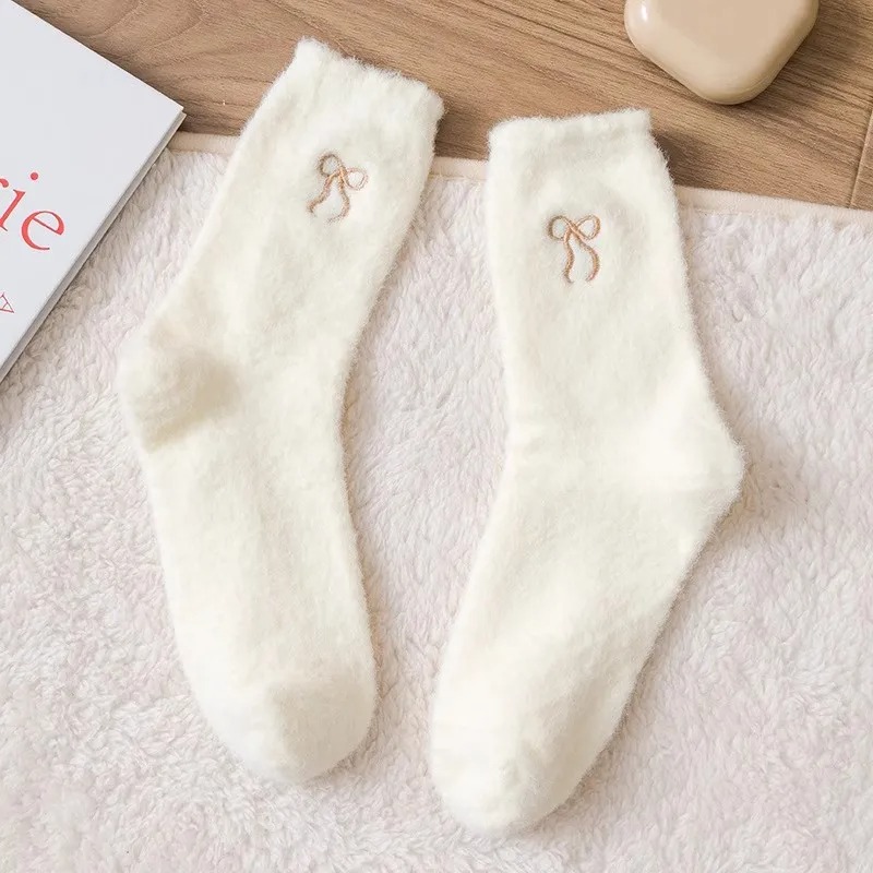 5pairs Cozy Hairy Mink Velvet Socks Bow Autumn Winter Hosiery Thickened Plush Socks Warm Sleep Home Fluffy Socks for Women Girls CTWZ511020