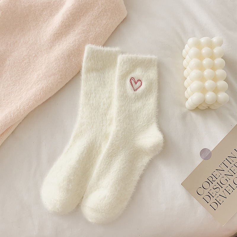 Korean Heart Plush Socks for Women Warm Soft Mink Velvet Floor Socks Autumn Winter Thicken Thermal Coral Velvet Sleep Socks