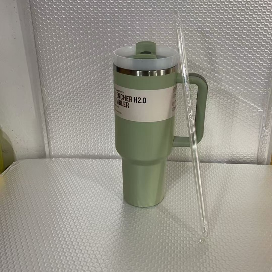 2025New Arrivals Thermal Coffee Cup with Straw Stainless Steel Vacuum Insulated Tumbler 40oz Thermal Iced Travel Cup for Outdoor