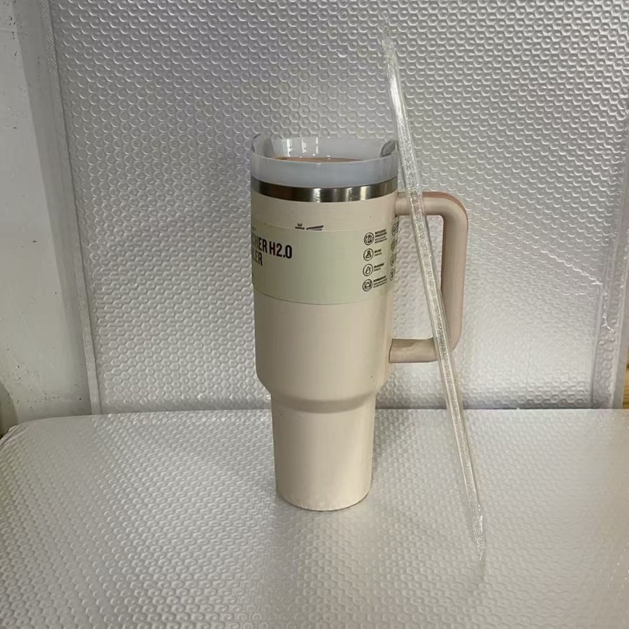 2025New Arrivals Thermal Coffee Cup with Straw Stainless Steel Vacuum Insulated Tumbler 40oz Thermal Iced Travel Cup for Outdoor