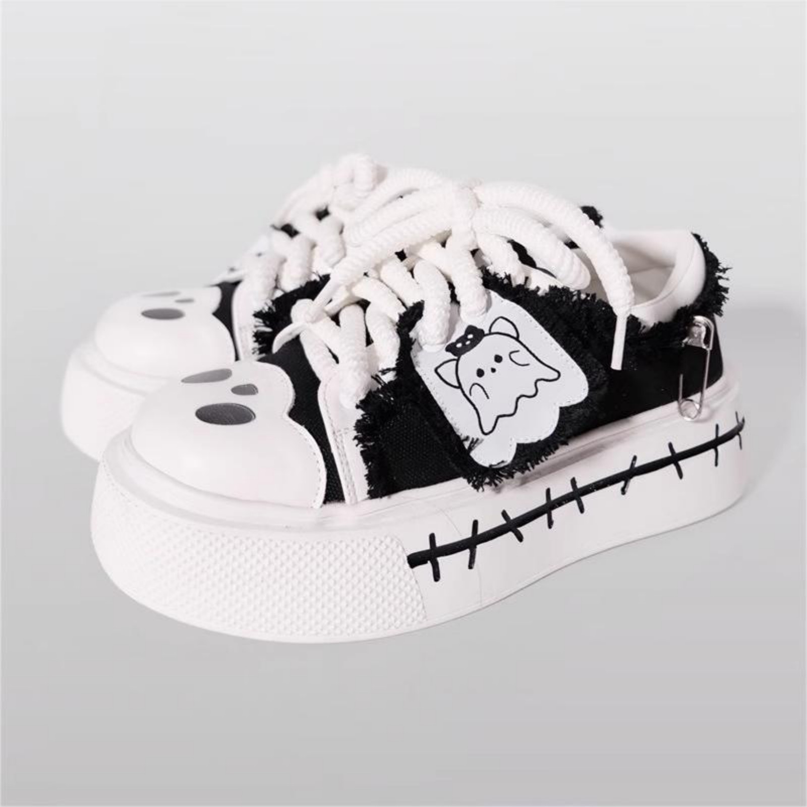 Y2K Goth Platform Canvas Sneakers - Retro Chunky Sole Women's Shoes, Punk Style Comfortable Walking Shoes, Vintage Y2K Aesthetic Sports Shoes