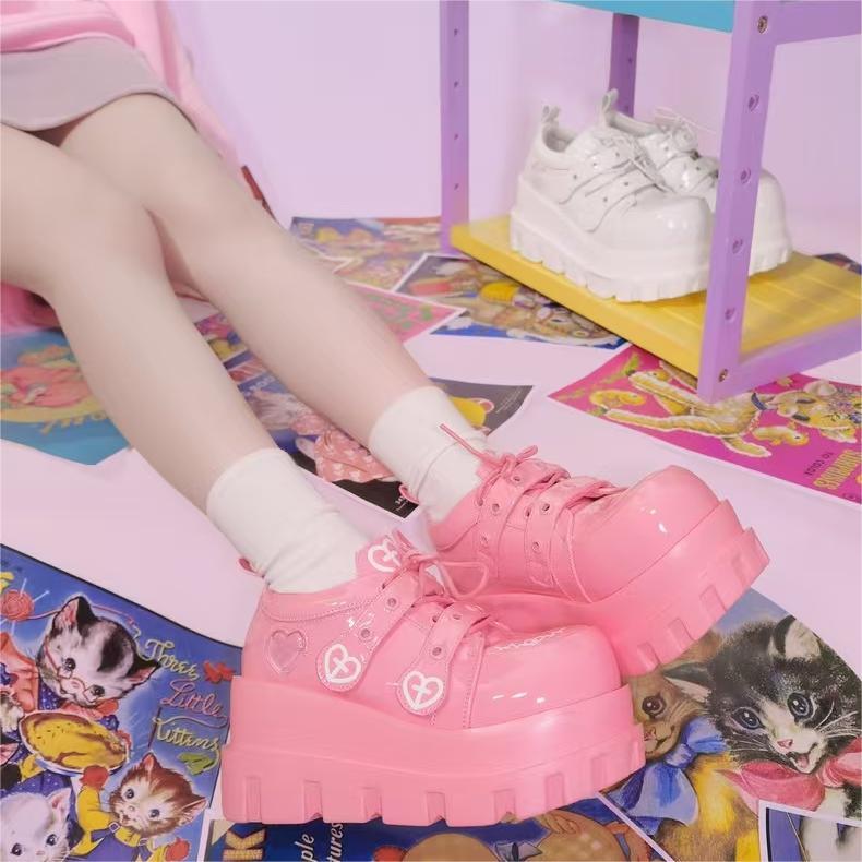 Telepathy GURURU original punk water injection heart cross macaron subculture thick shoes