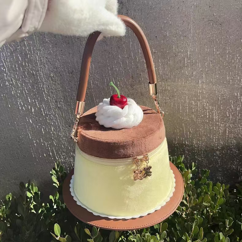 GURURU Delicious Pudding Lolita Handbag – Adorable, Realistic, and Functional