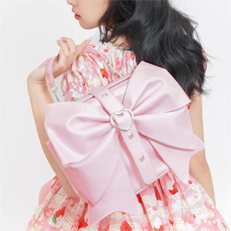 GURURU Oversized Bow Backpack – Cute and Edgy Y2K-Inspired Design