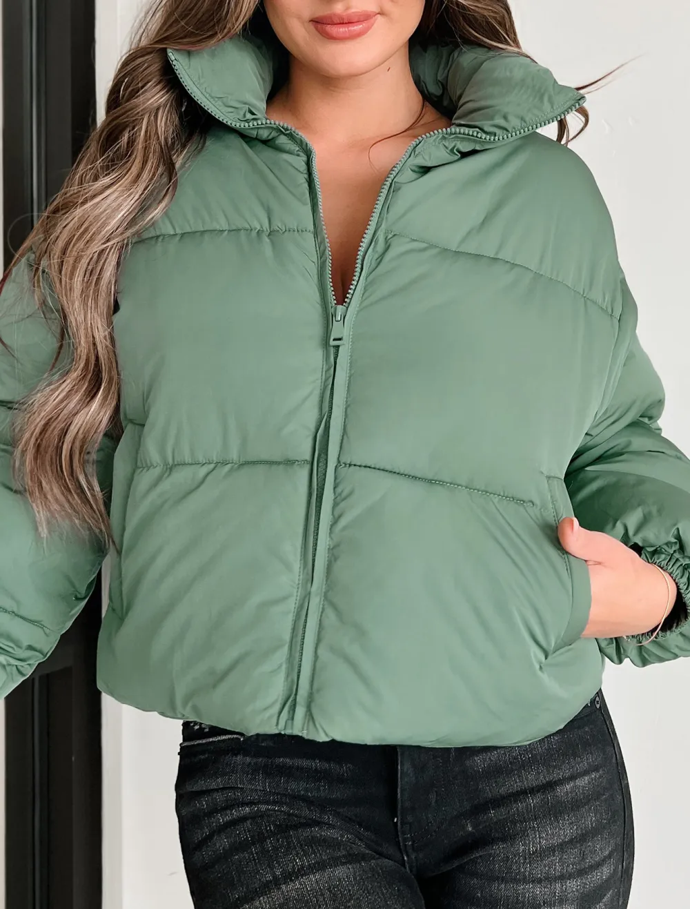 Detachable Sleeve Puffer Jacket