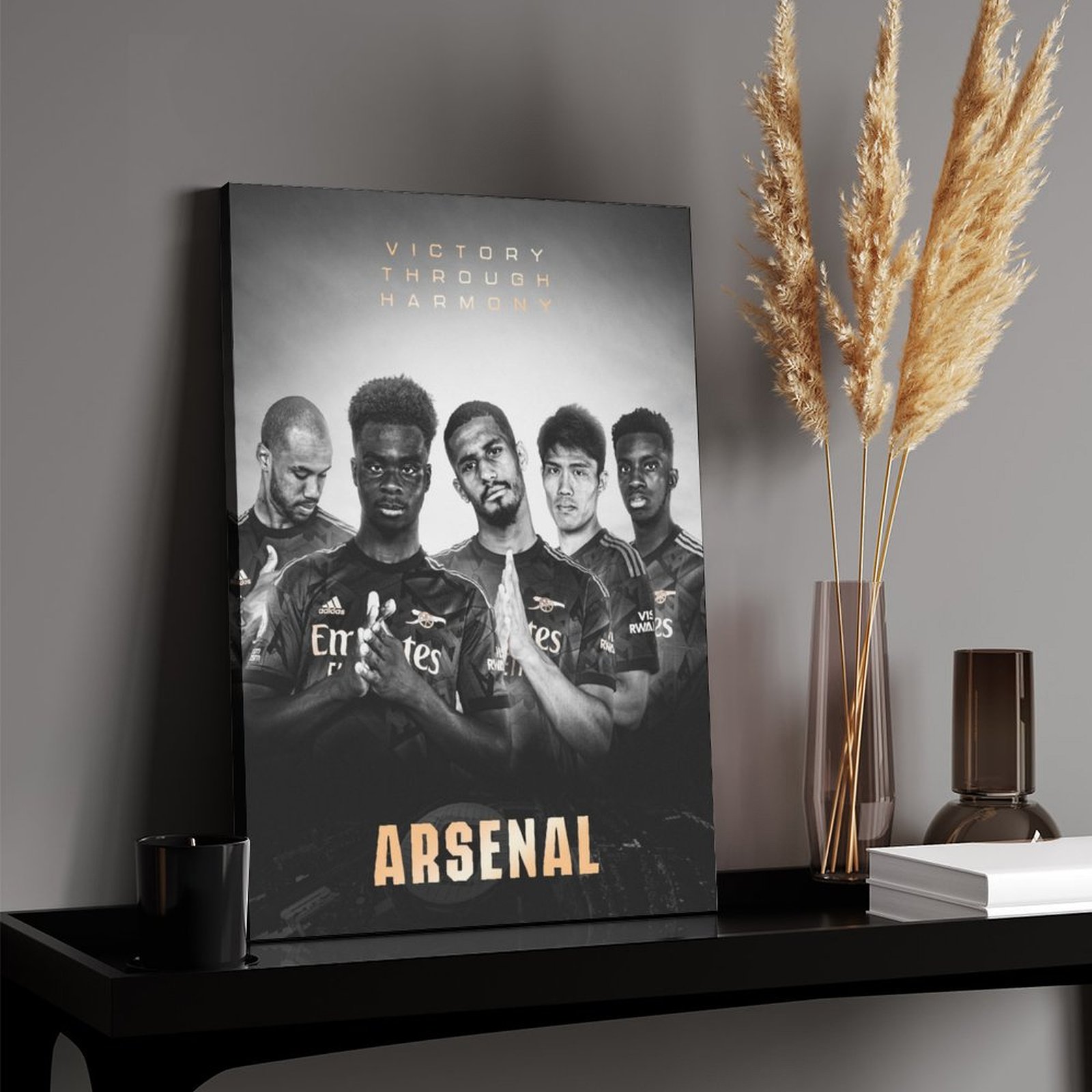 Saliba team Black&White