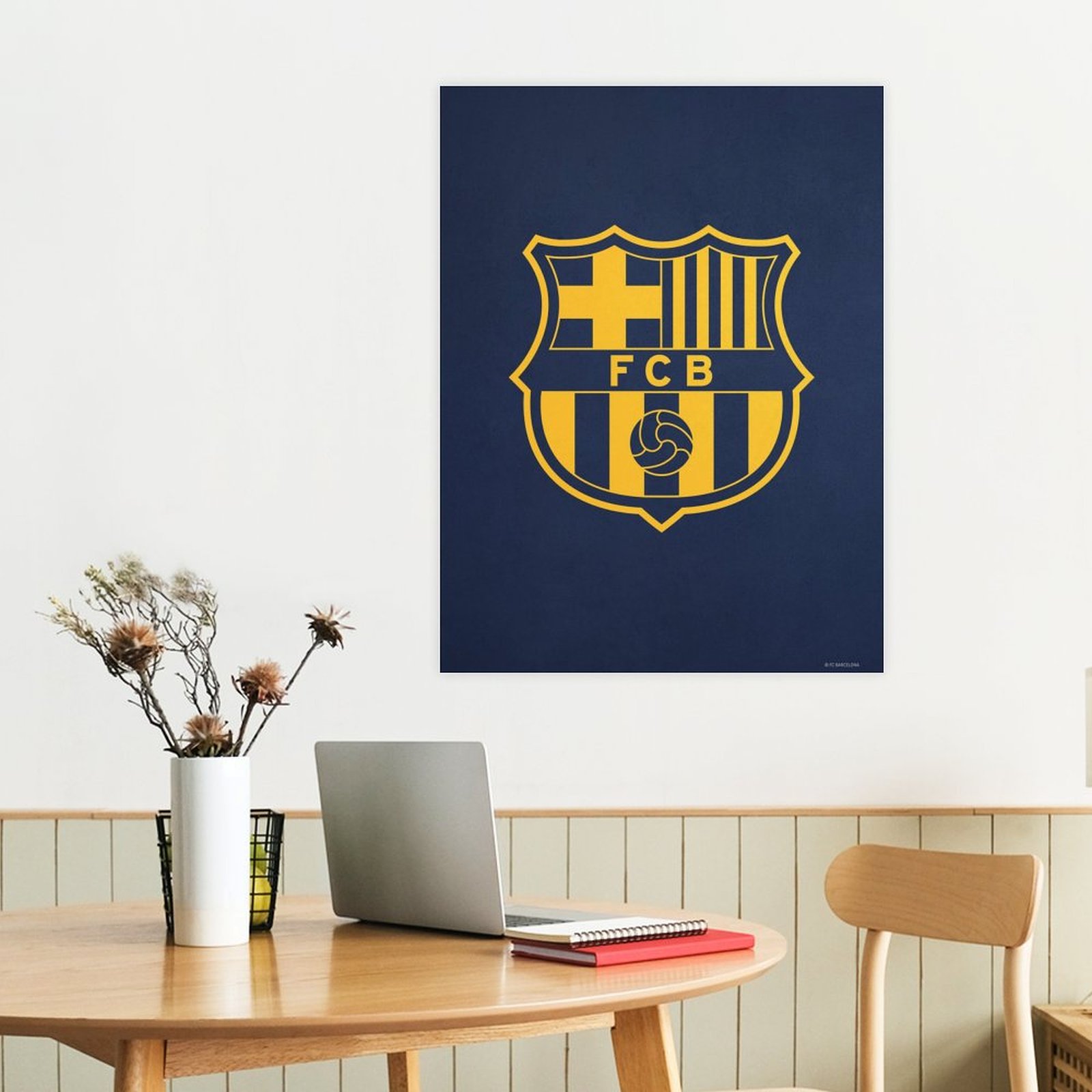 Crest yellow navy