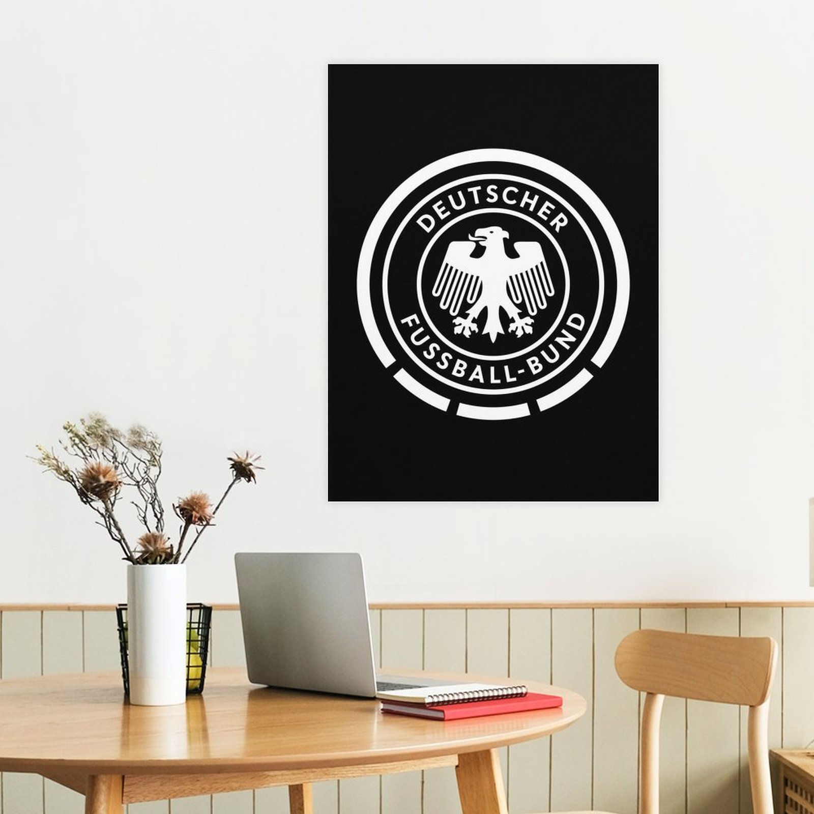 DFB Crest 3