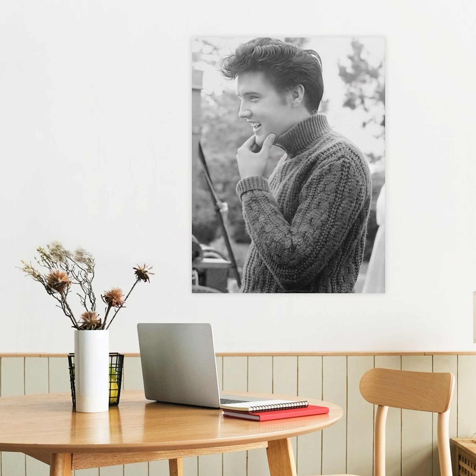 Elvis Presley photo 2