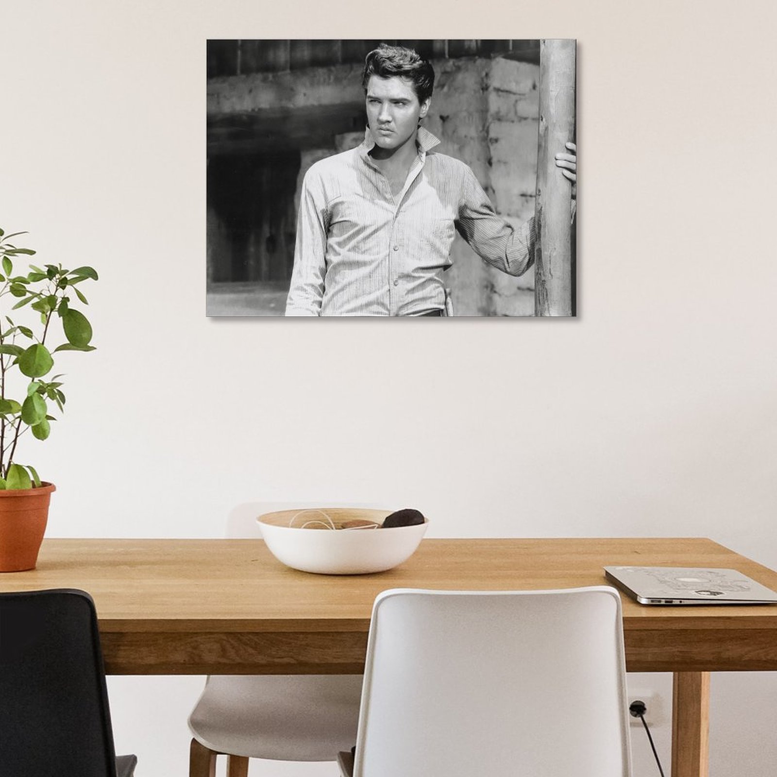 Elvis Presley photo 12