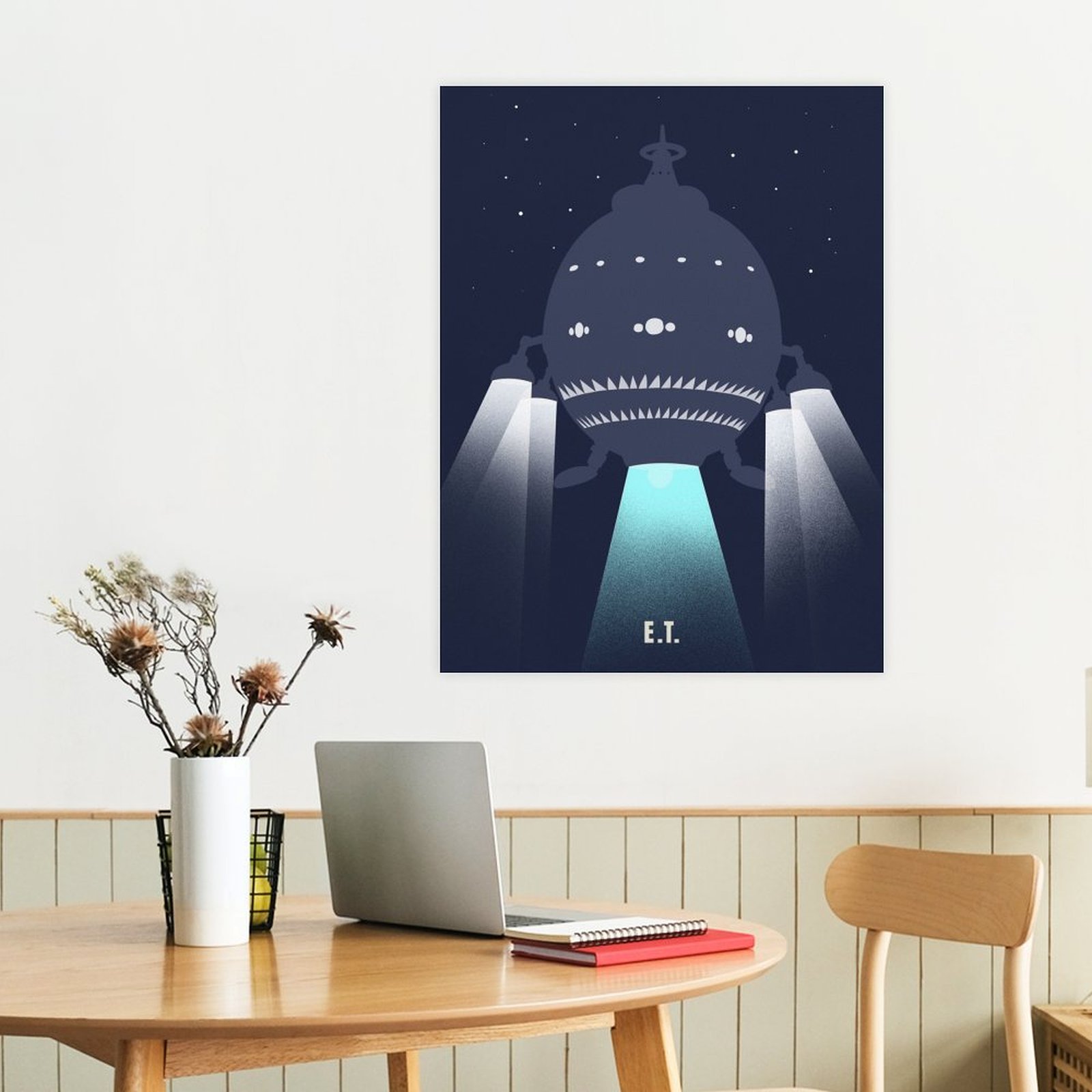 E.T. Minimialistic 2