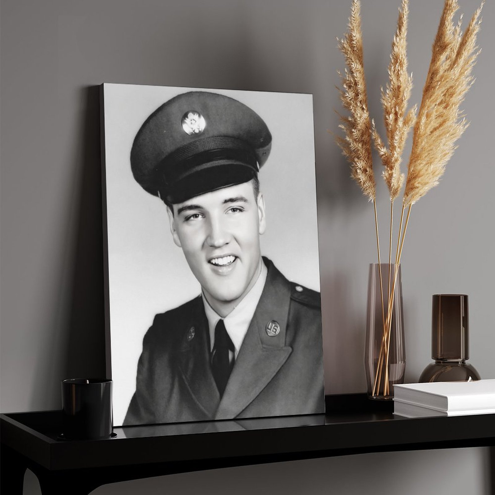 Elvis Presley photo 15