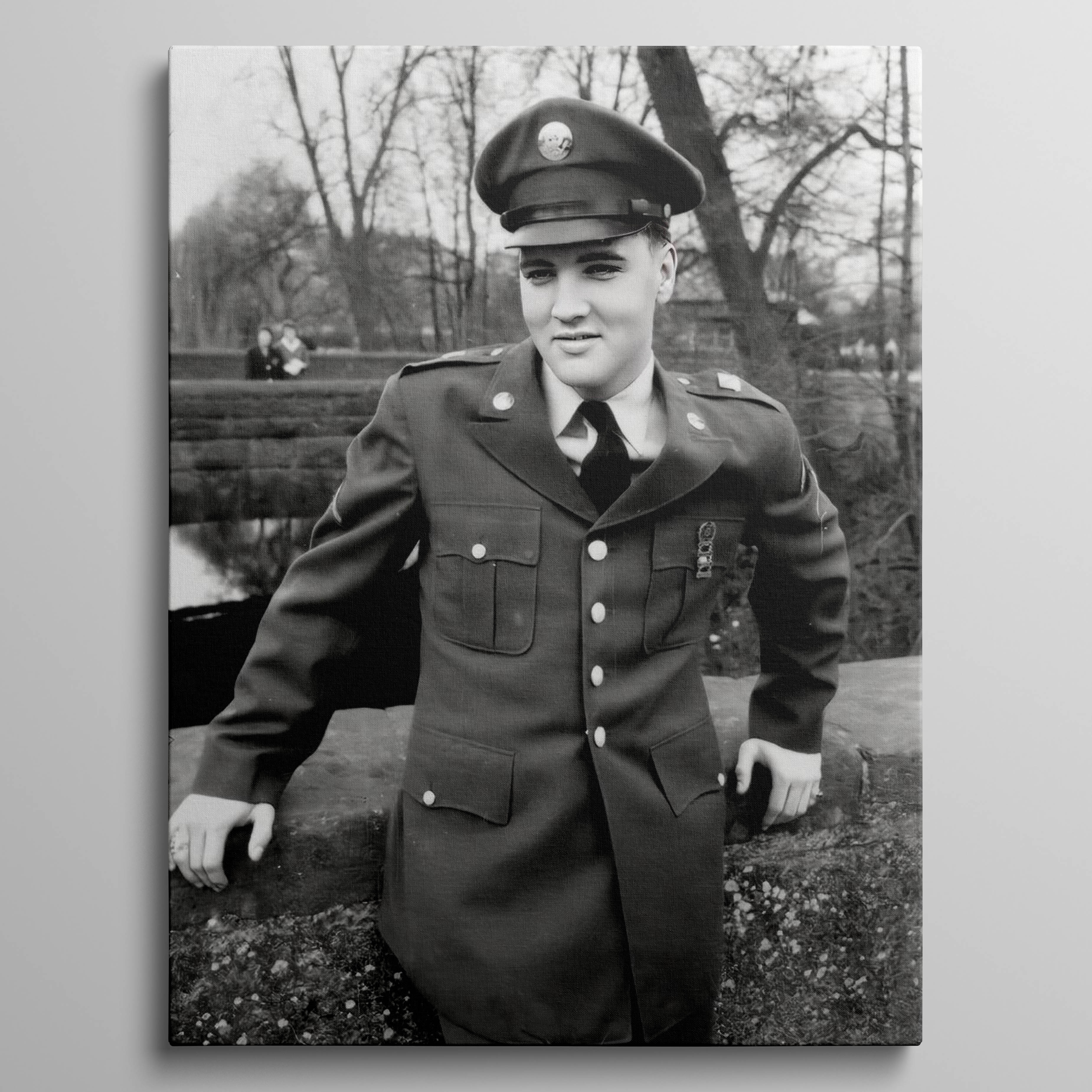 Elvis Presley photo 22