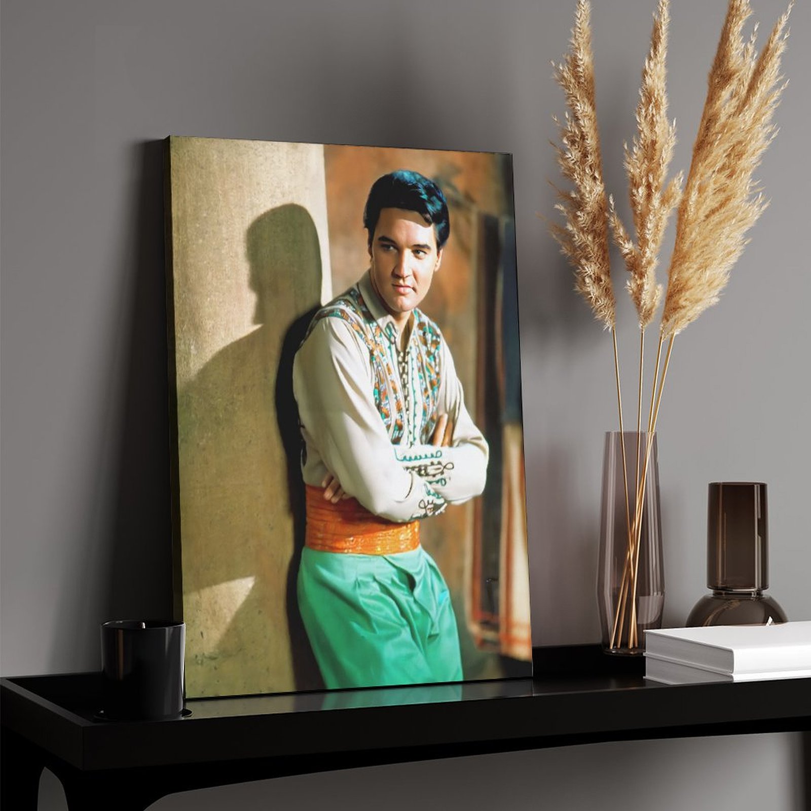 Elvis Presley photo 9