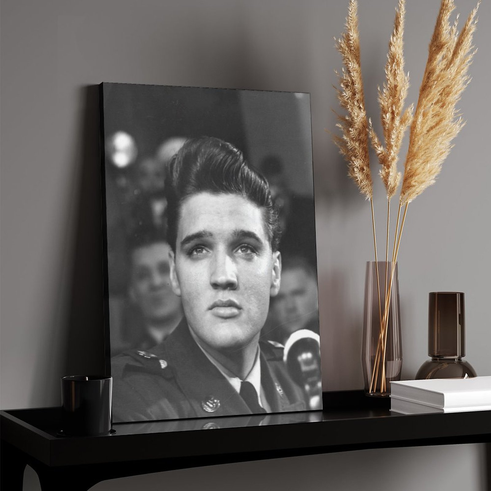 Elvis Presley photo 25
