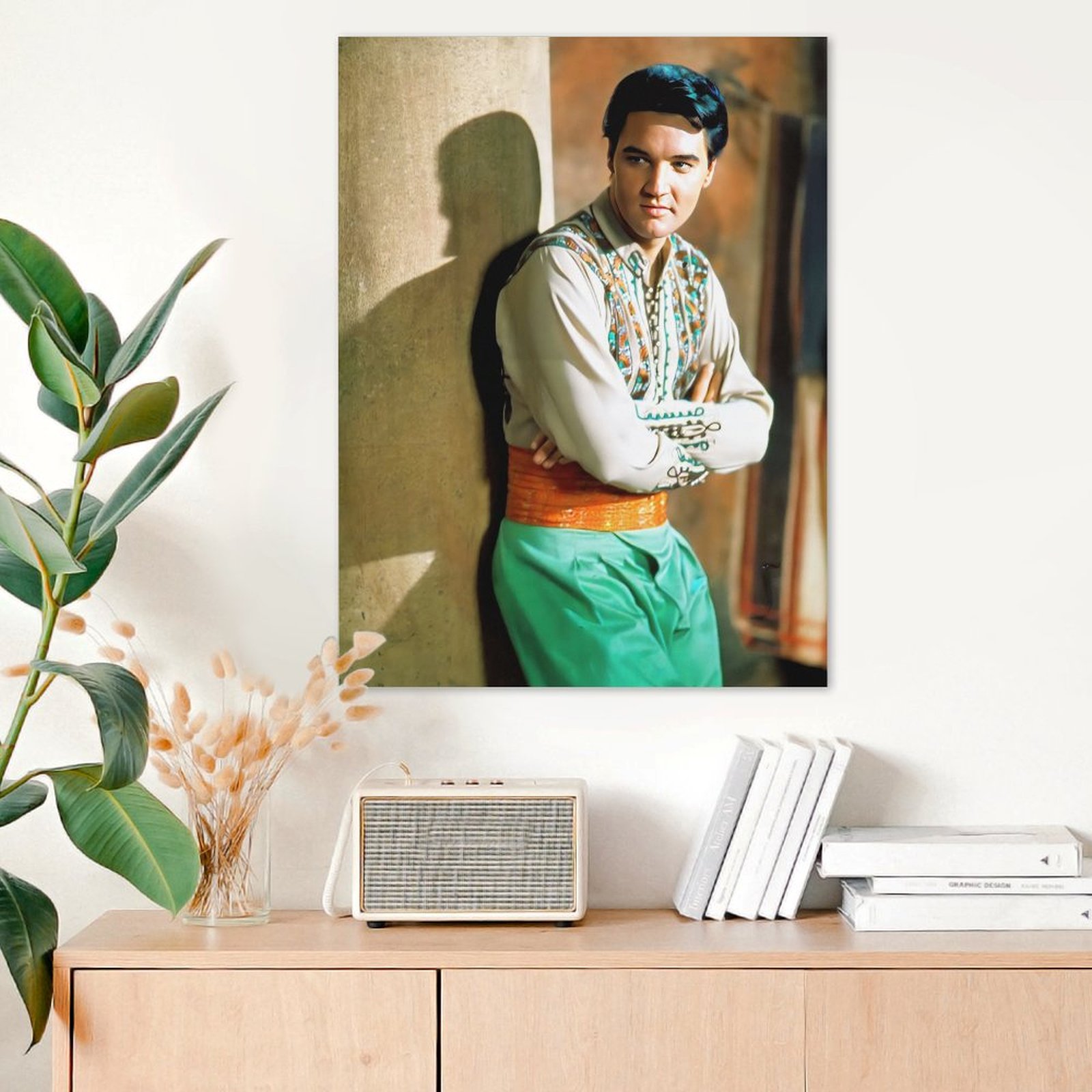 Elvis Presley photo 9