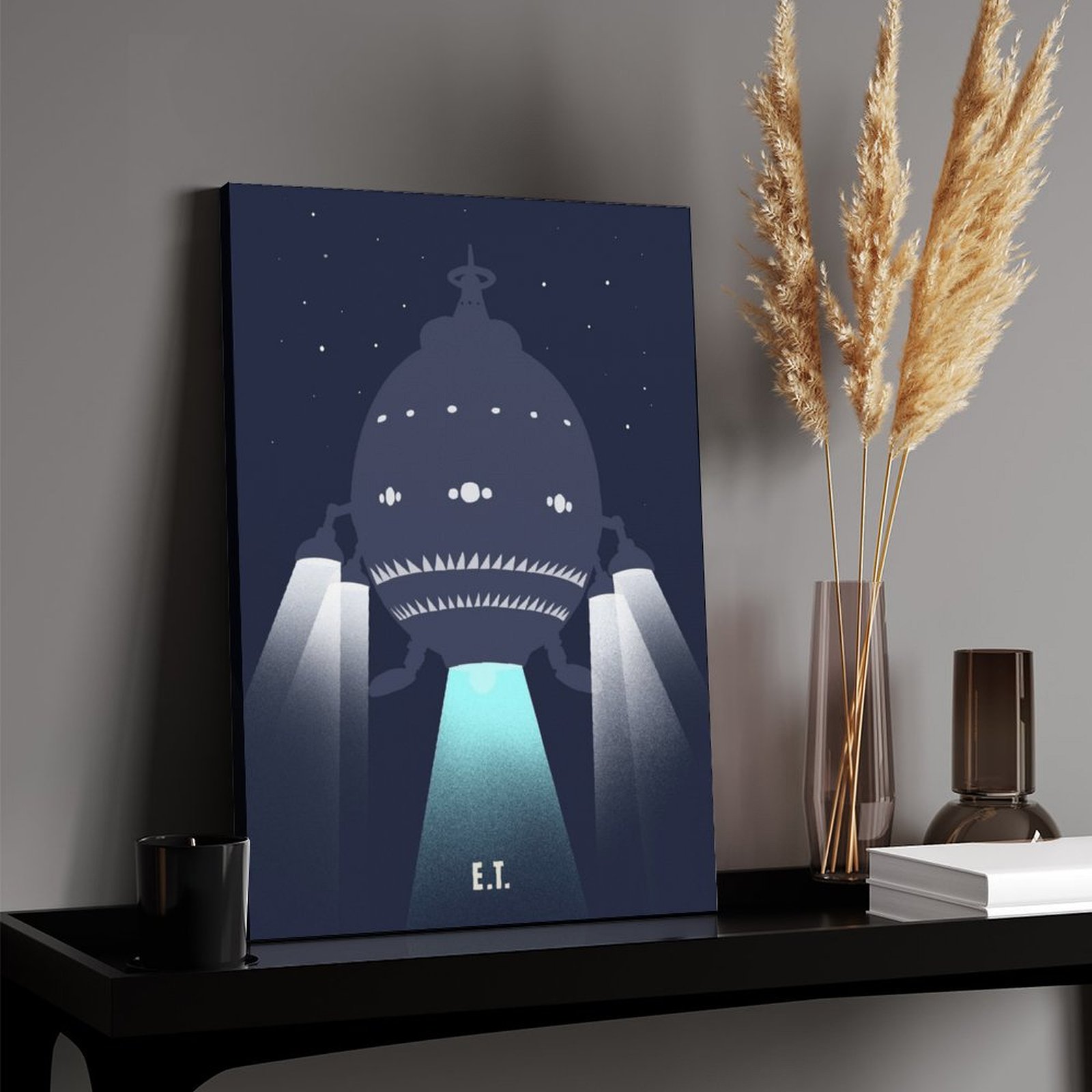 E.T. Minimialistic 2