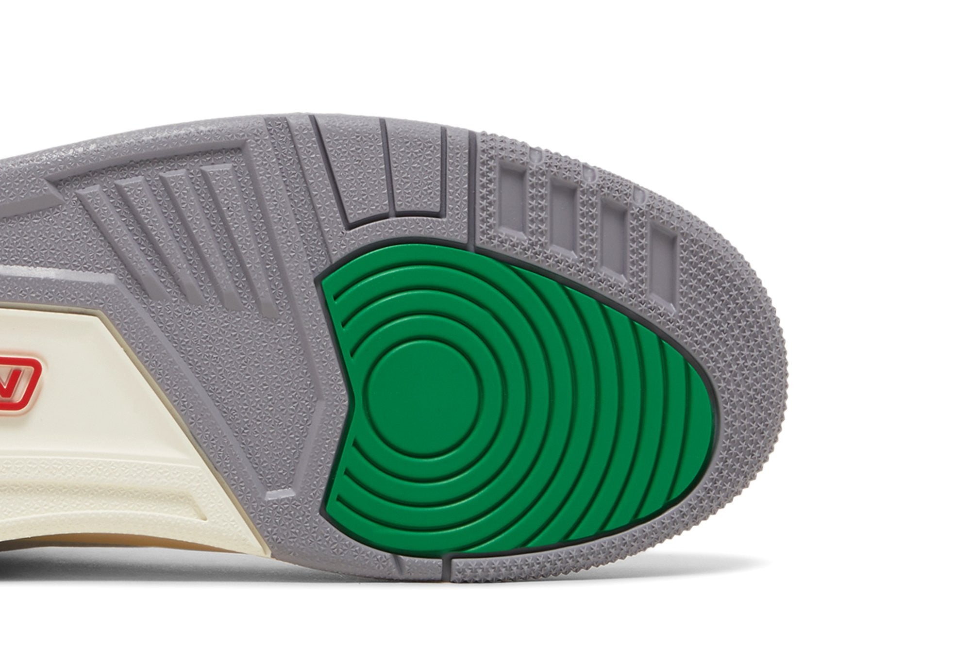 Air Jordan 3 Retro ‘Lucky Green’ CK9646-136