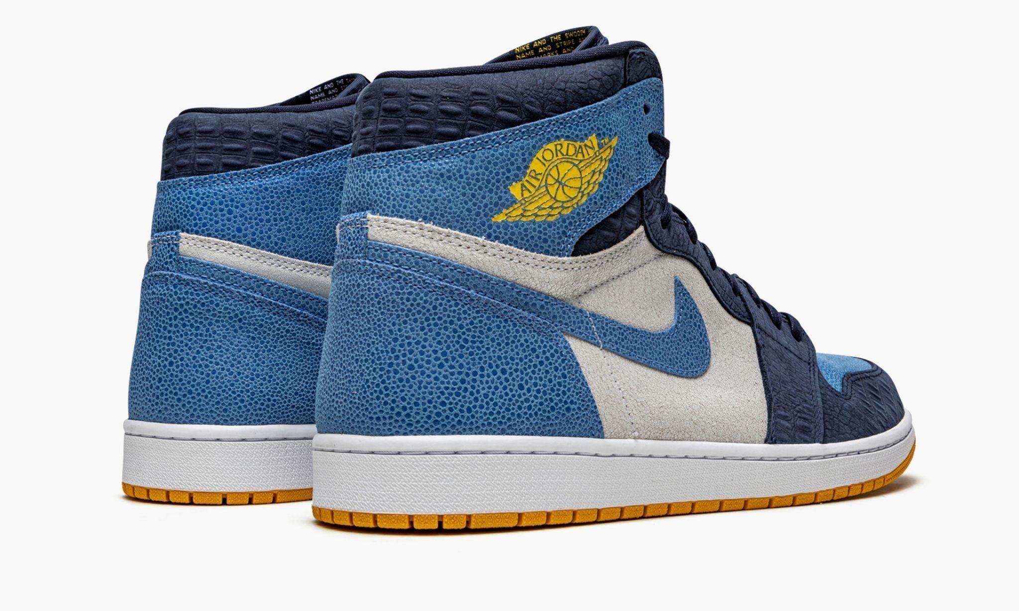 Air Jordan 1 Retro High OG “Marquette PE”