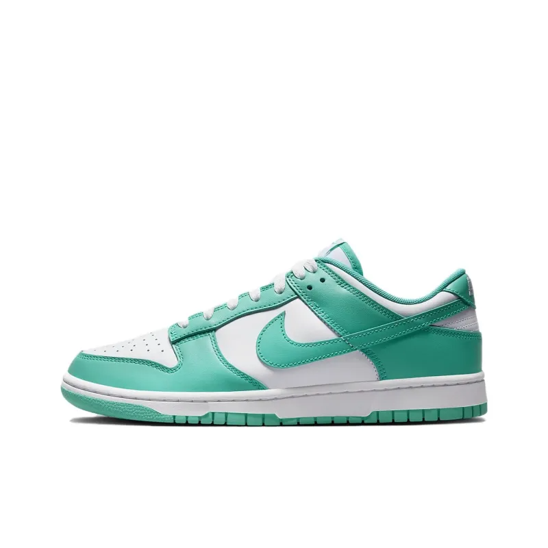 Dunk Low ‘Clear Jade’ – DV0833-101