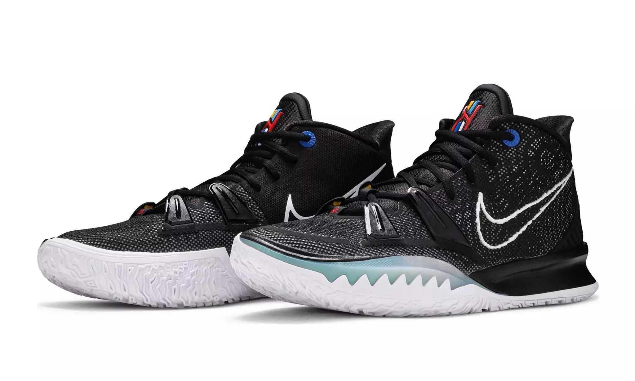 Kyrie 7 BK Black – CQ9326-002/CQ9327-002
