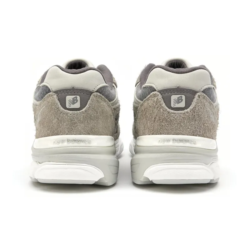 New Balance 990v3 Miusa Levi’s Elephant Skin M990lv3