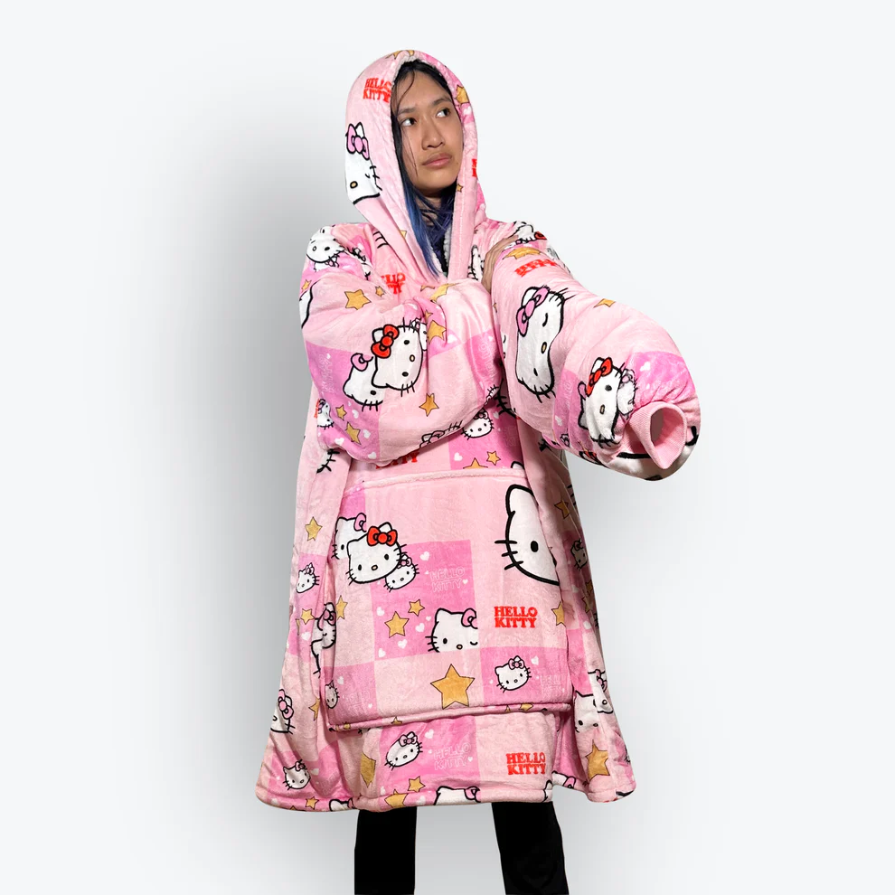 Kitty White Oversized Blanket Hoodie