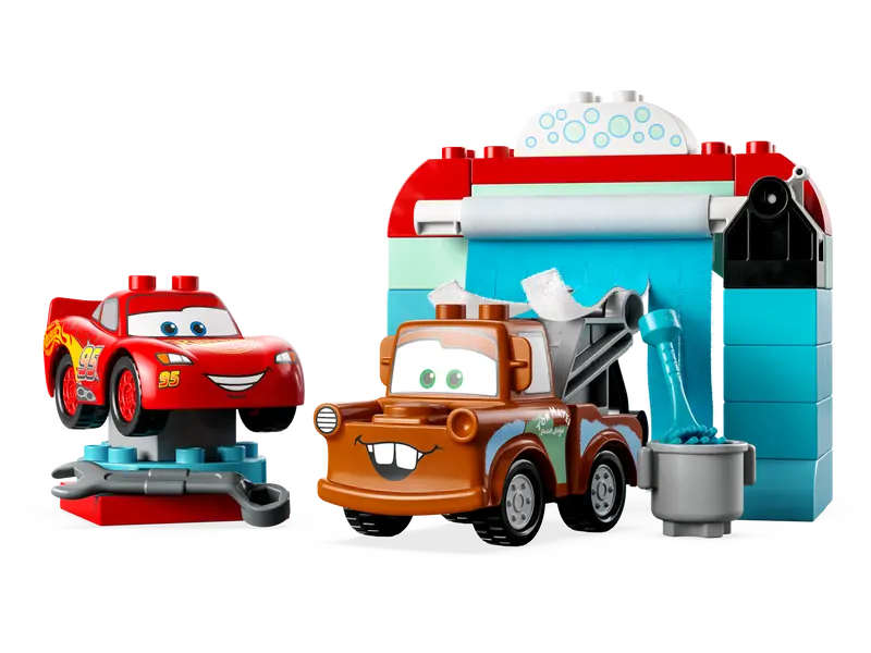 Lightning McQueen & Mater's Car Wash Fun