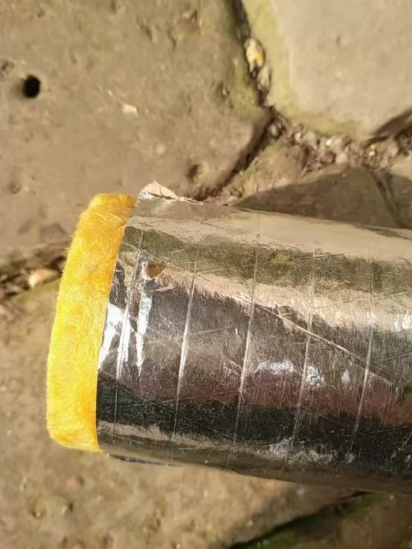 グラスウール 保温筒 50mm厚×1M 10枚 配管用保温材 断熱材 マグイゾベール マグパイプカバー