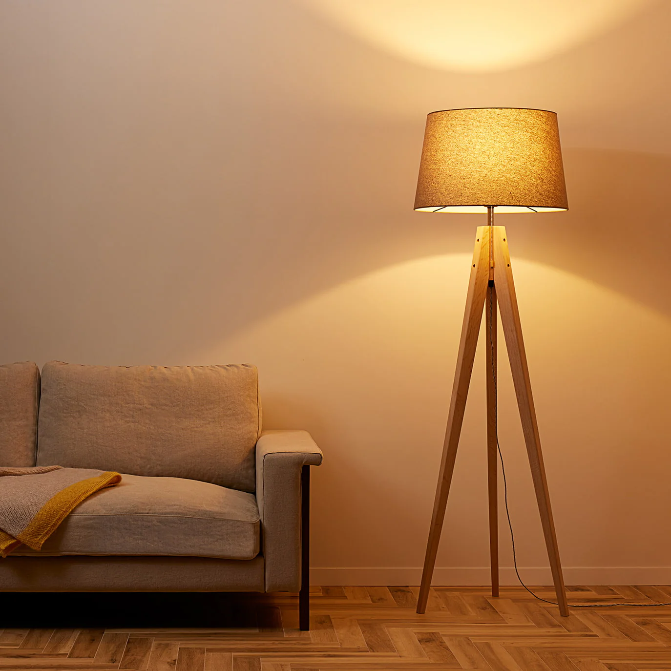 Espresso-floor lamp