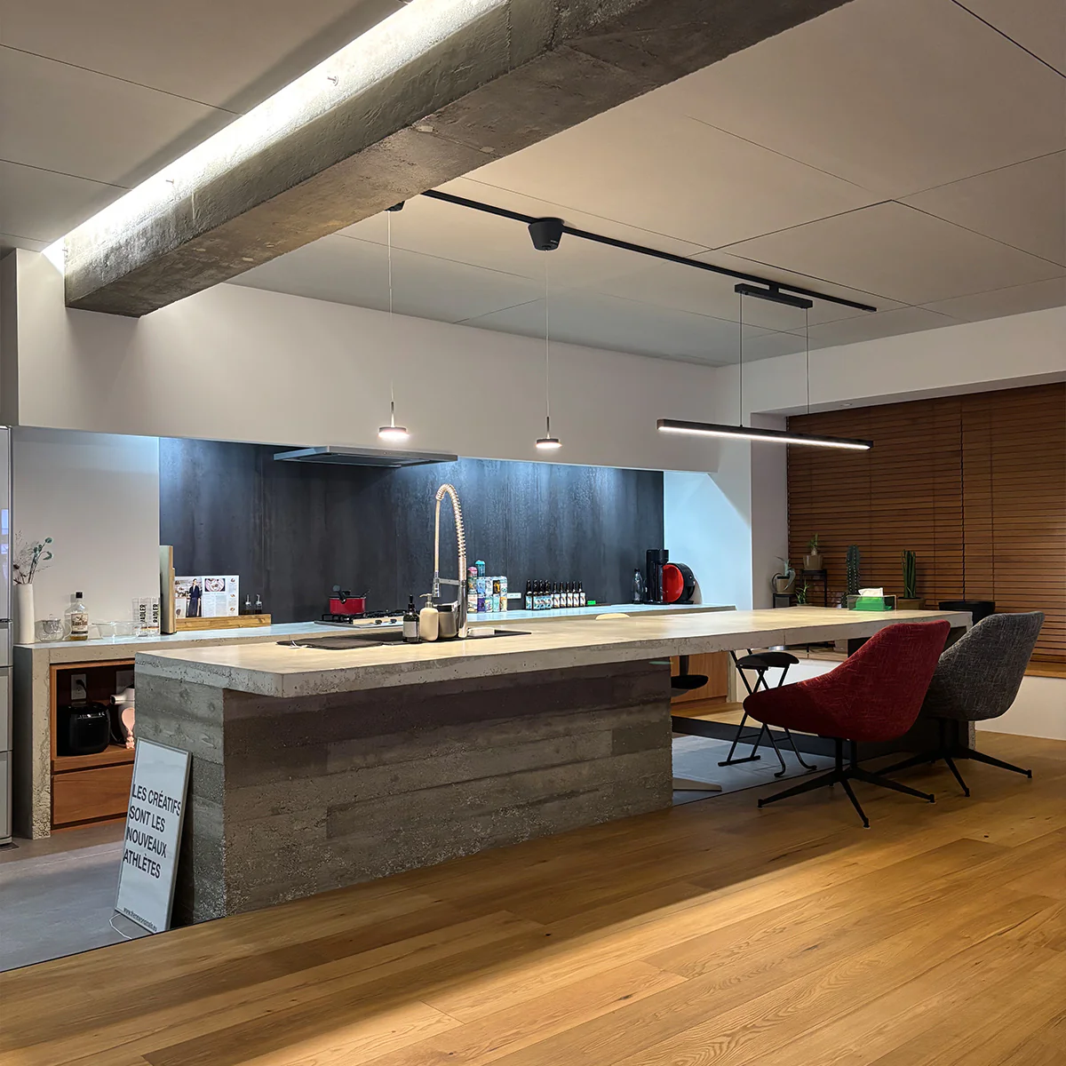 Core LED-pendant light