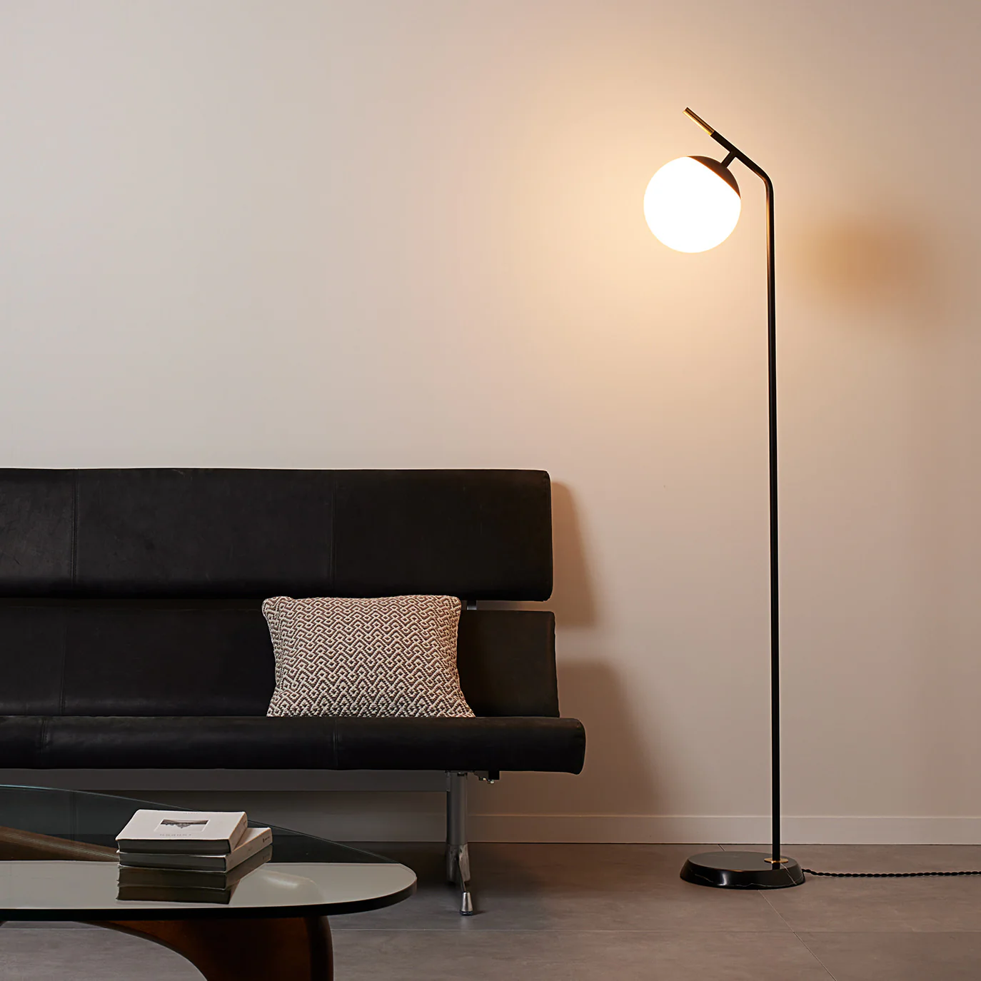 Bliss-floor lamp 2