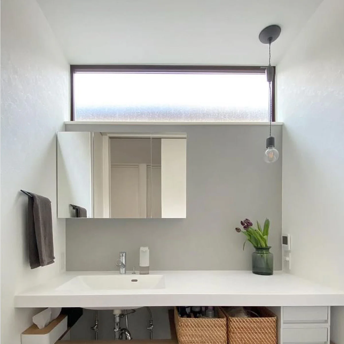 Ceramic Jupiter-pendant