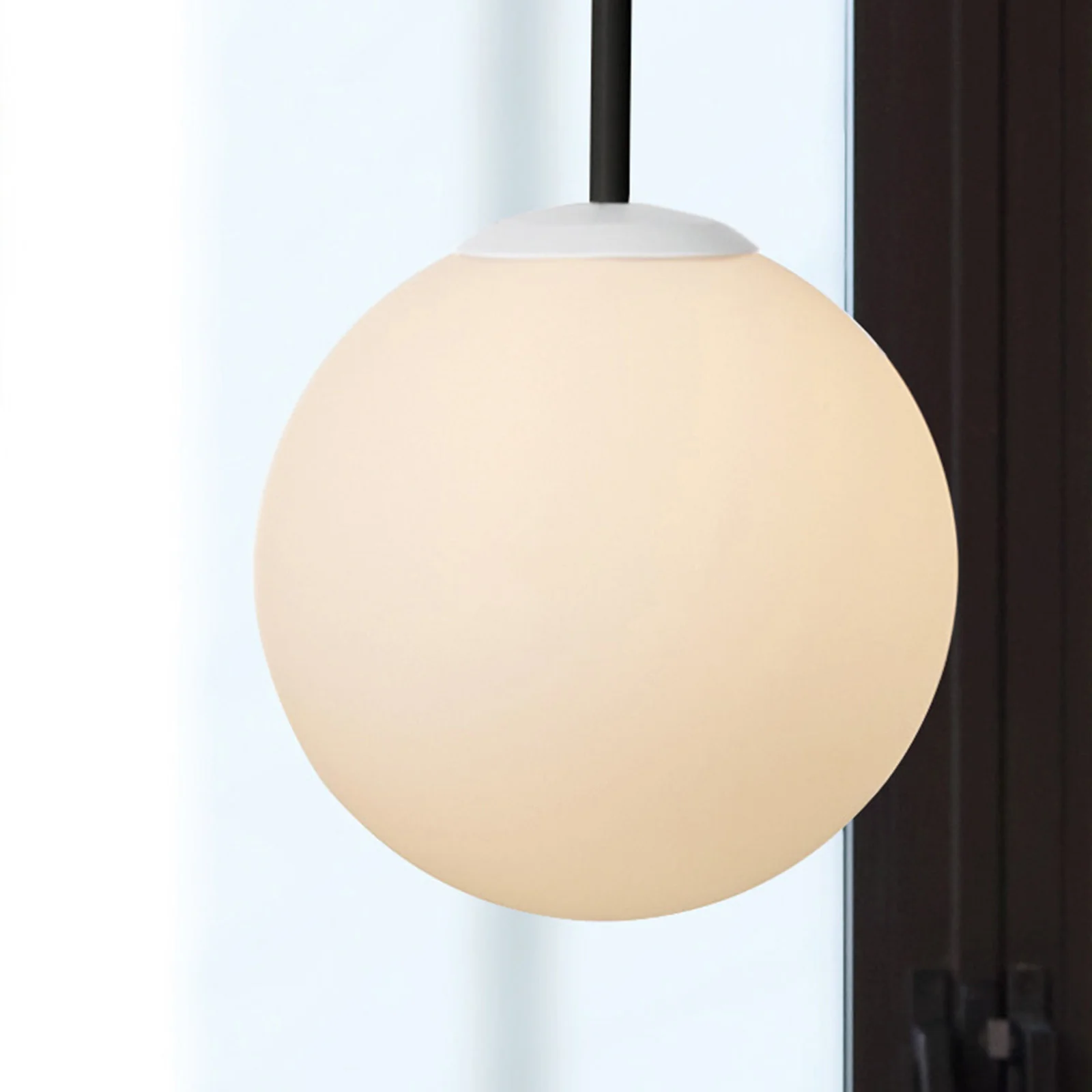 SB 1-pendant light (M)