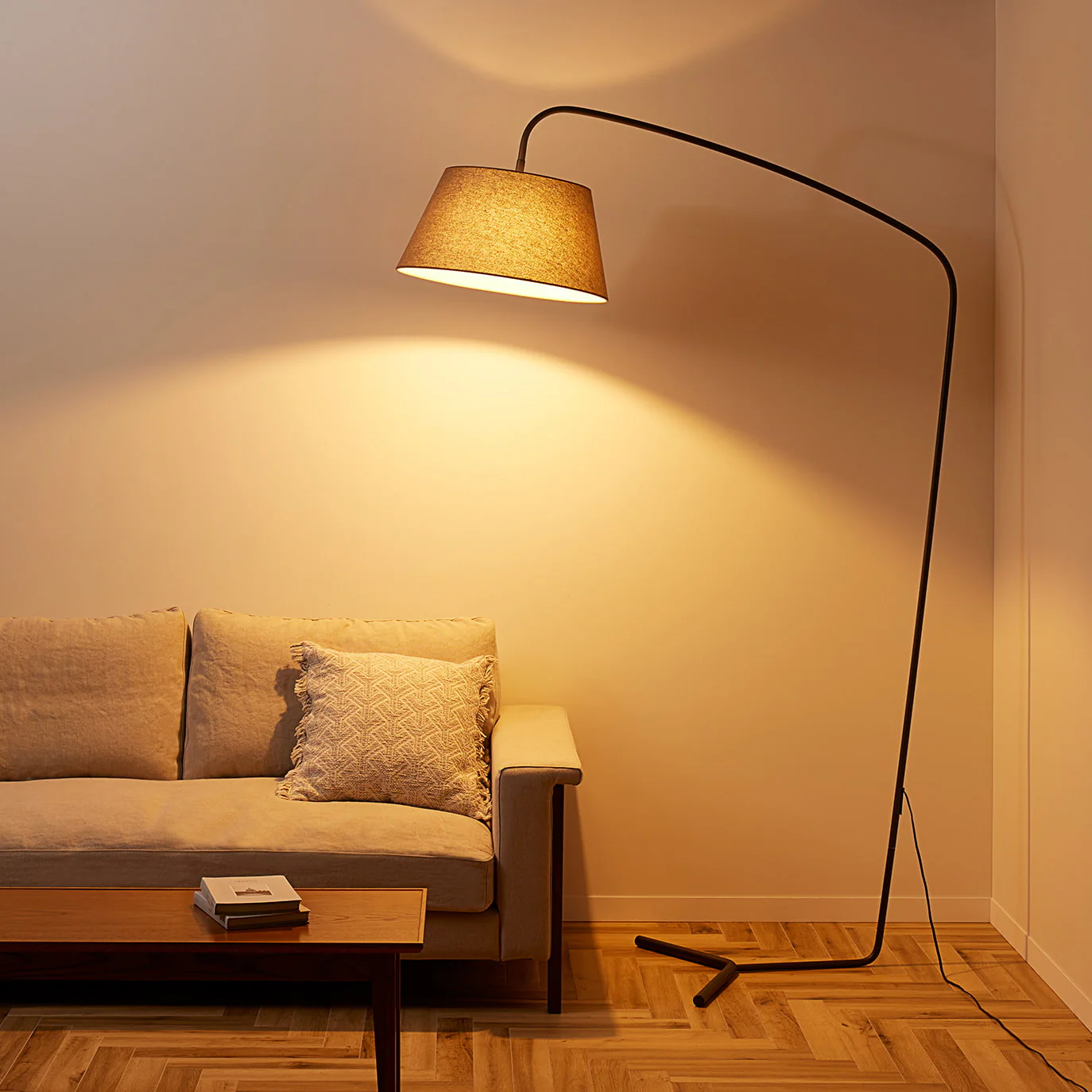 Espresso-living floor lamp