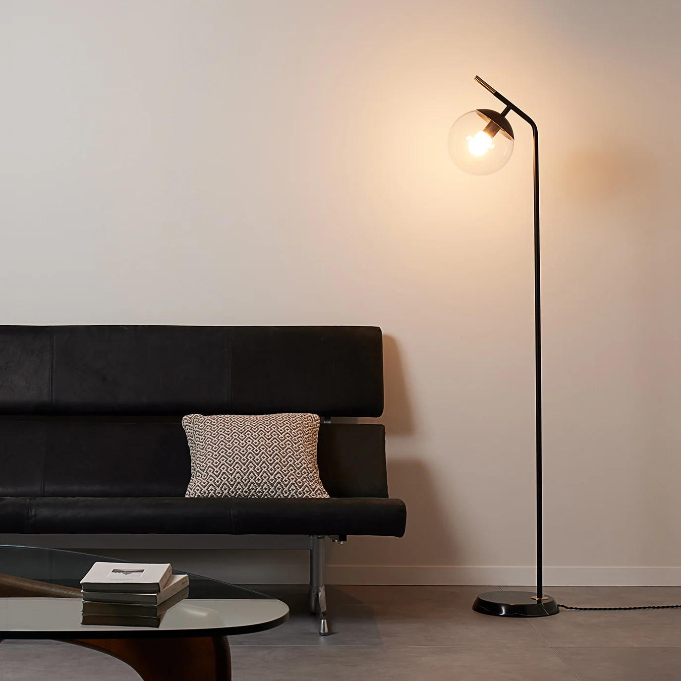 Bliss-floor lamp 2