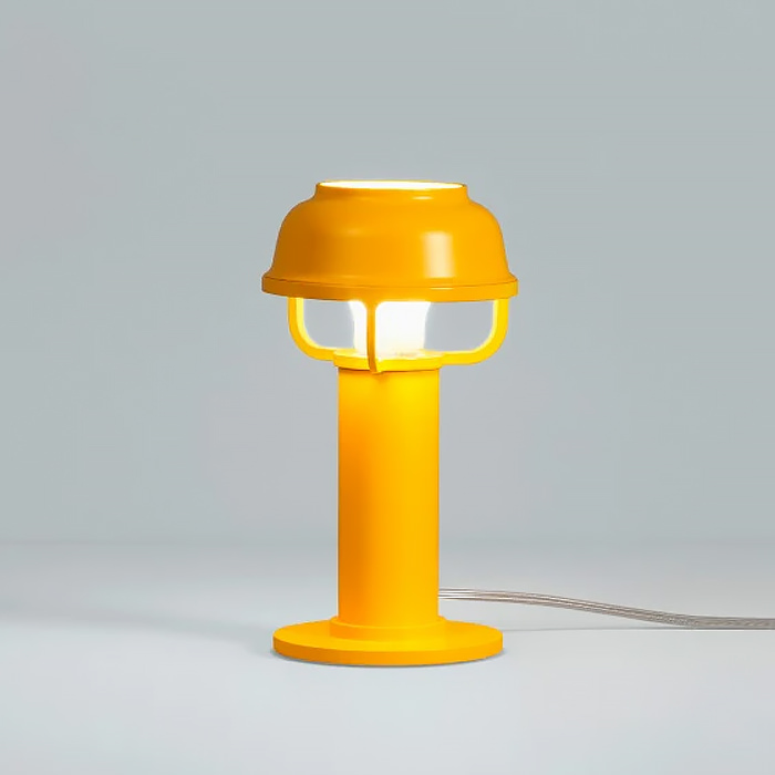 Kori テーブルライト・オレンジ｜artek