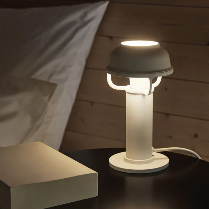 Kori テーブルライト・ホワイト｜artek