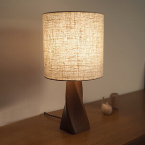 Kati テーブルスタンド｜手元スイッチ