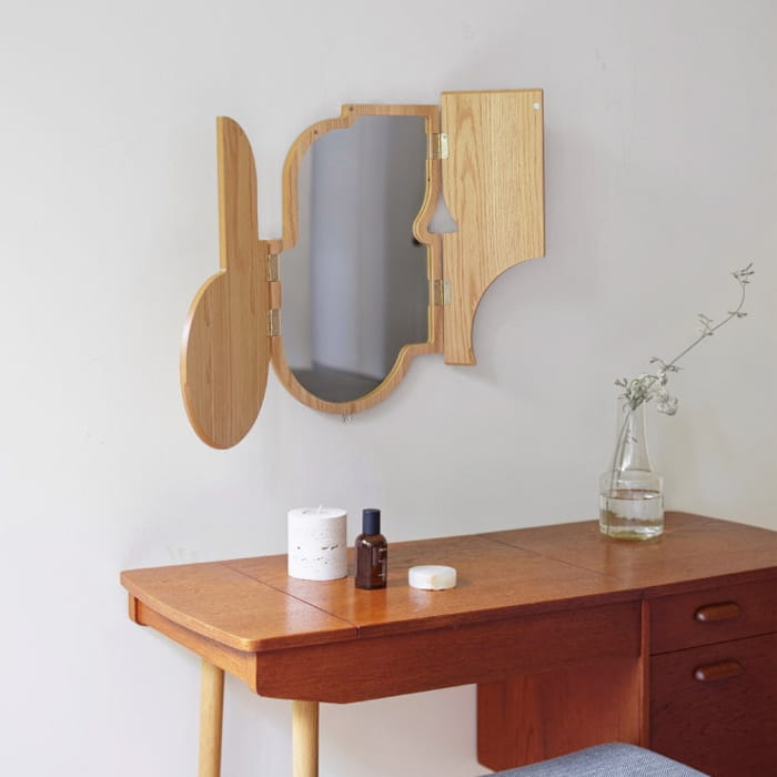 ソルティール ウォールミラー｜扉付き