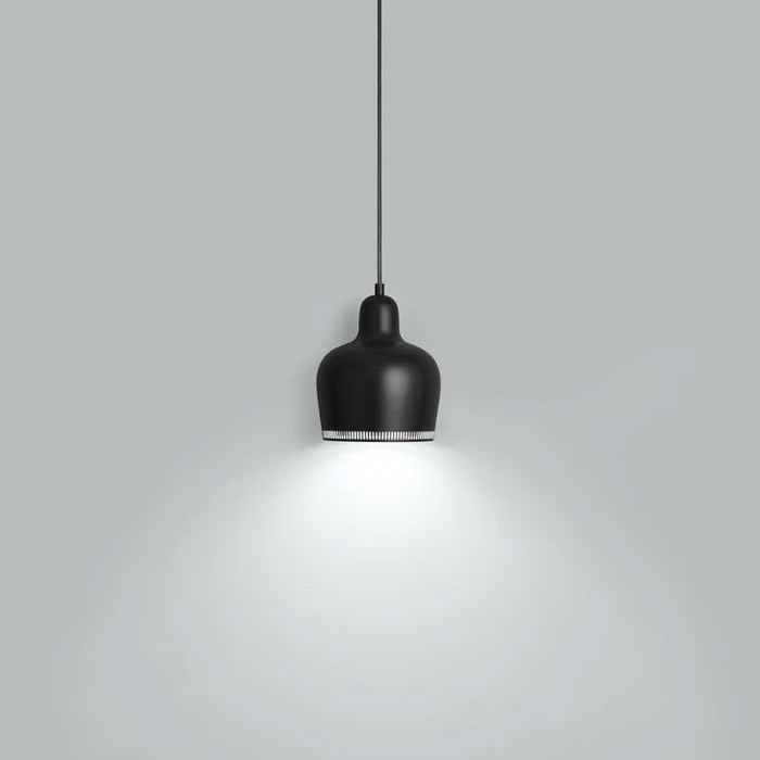artek A330S ゴールデンベル・ブラック ペンダントライト｜artek