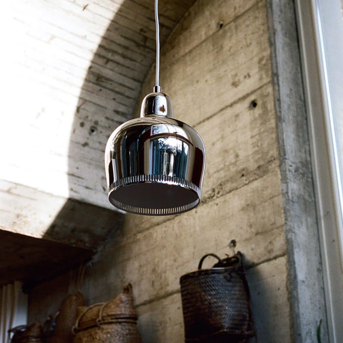 A330S ゴールデンベル・クローム ペンダントライト｜artek