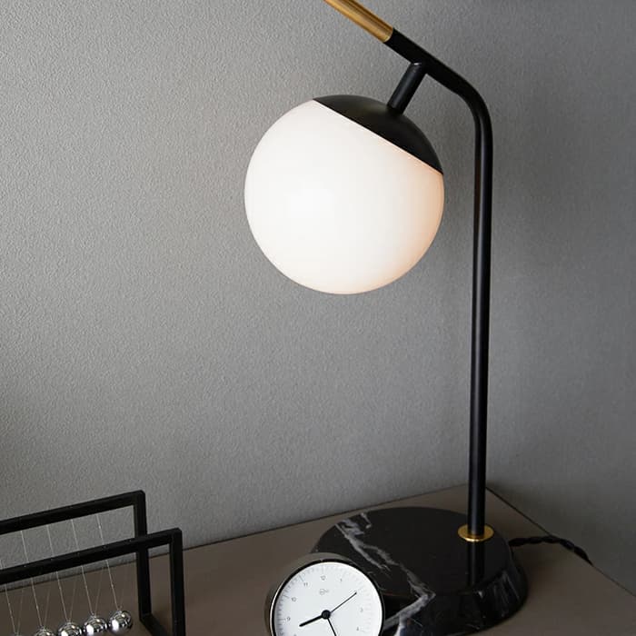 Mini グローブ テーブルランプ | 各2色・大理石